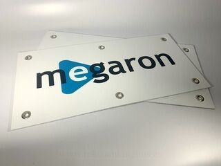Megaron reklaamsilt